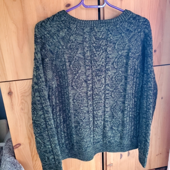 Obey No 89 Women's Green and Black Cable Knit Crew Neck Sweater Size M - Picture 4 of 6
